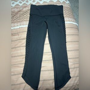 Lululemon Black Capri Leggings